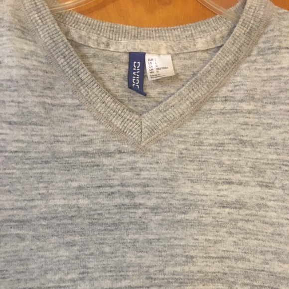 Divided” by H&M Light Gray Sweater - Picture 3 of 5